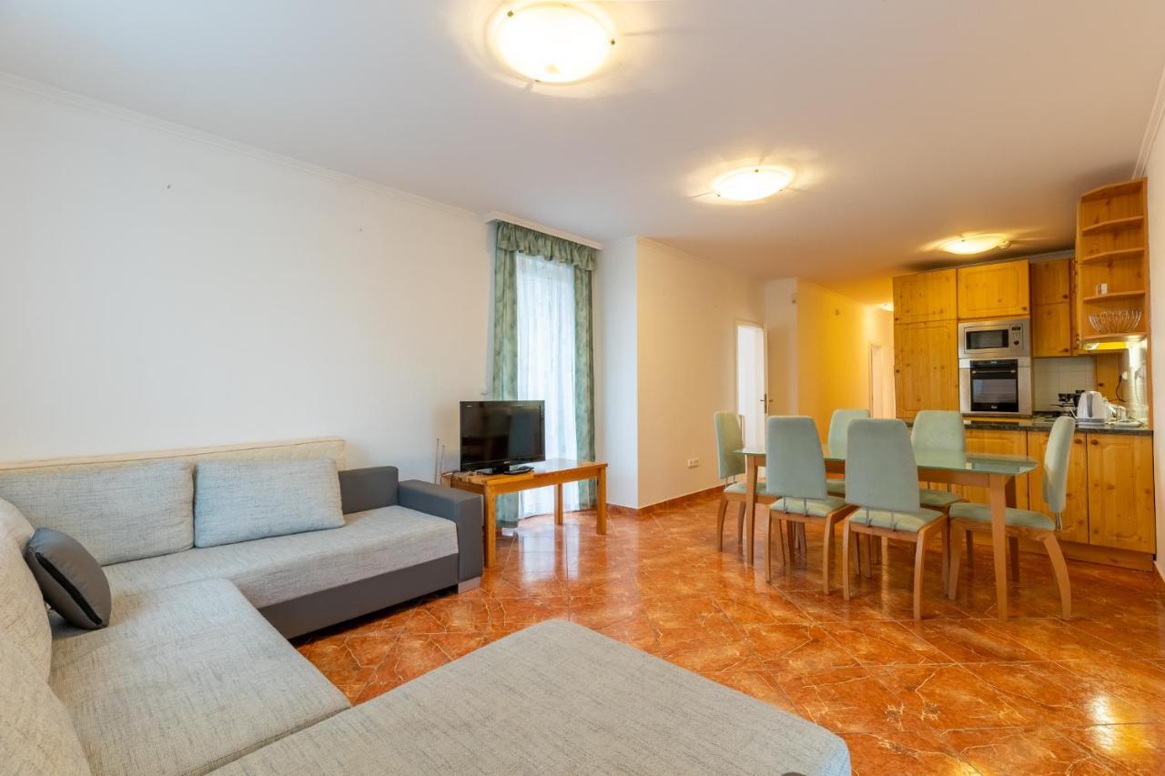 Egyuett A Csalad II Apartman By Bltn Siófok Extérieur photo