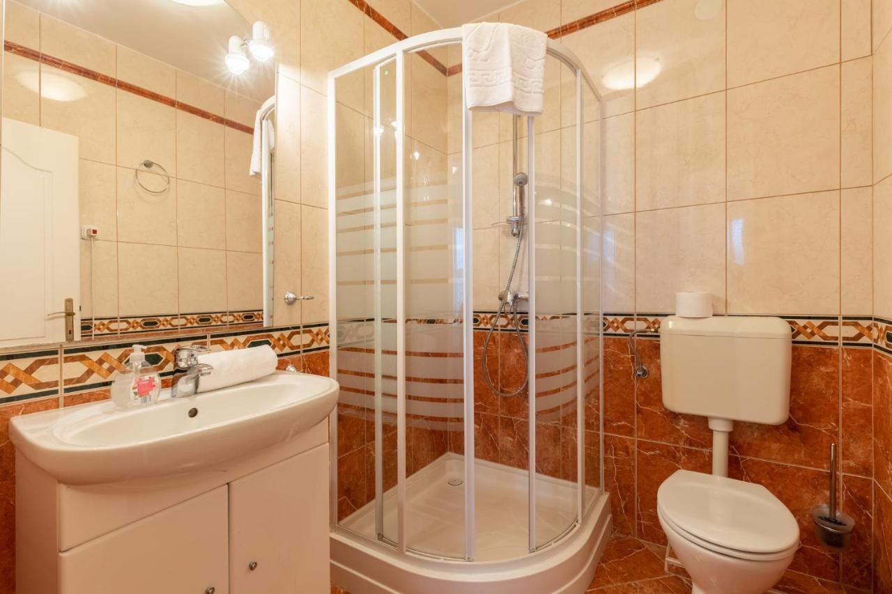 Egyuett A Csalad II Apartman By Bltn Siófok Extérieur photo